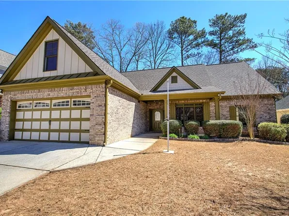 131 Manous Dr, Canton, GA 30115