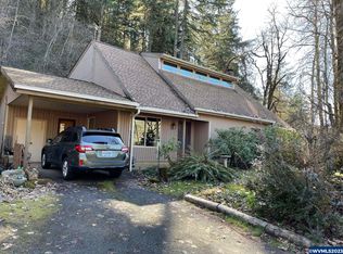 3732 Vitae Springs Rd S, Salem, OR 97306