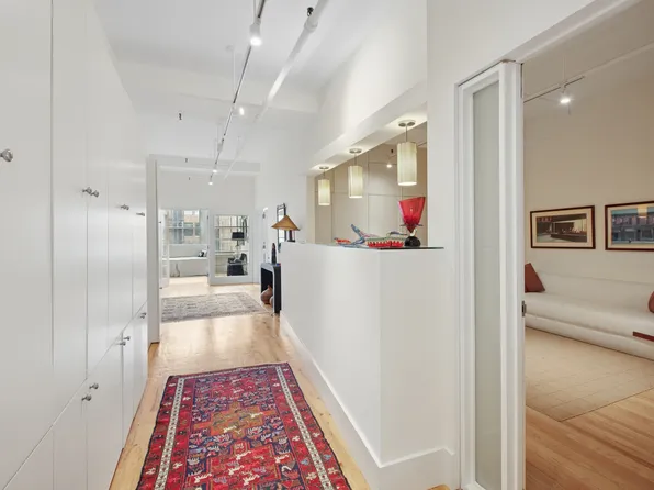 12 West 17th Street image 3 of 11