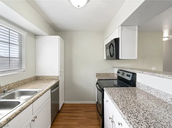 2750 S Durango Dr APT 2061, Las Vegas, NV 89117