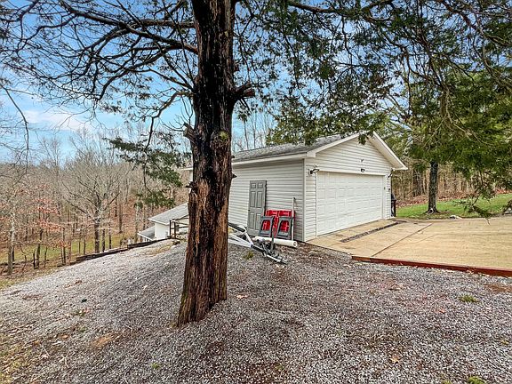 4th image of 42 Ellenwood Dr