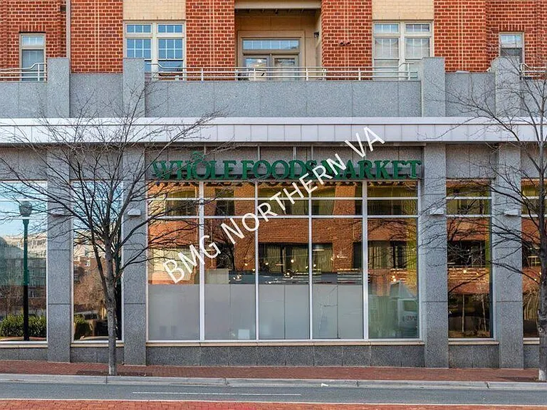 309 Holland Ln #105 — Photo 35