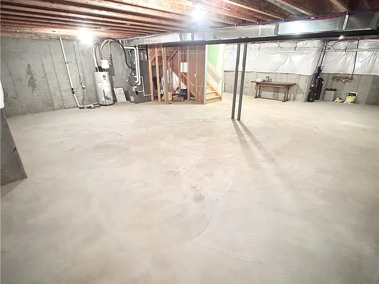 8704 Mayfair Ct — Photo 34