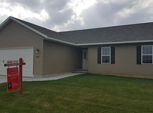 2908 Bryant Blvd SW, Cedar Rapids, IA 52404