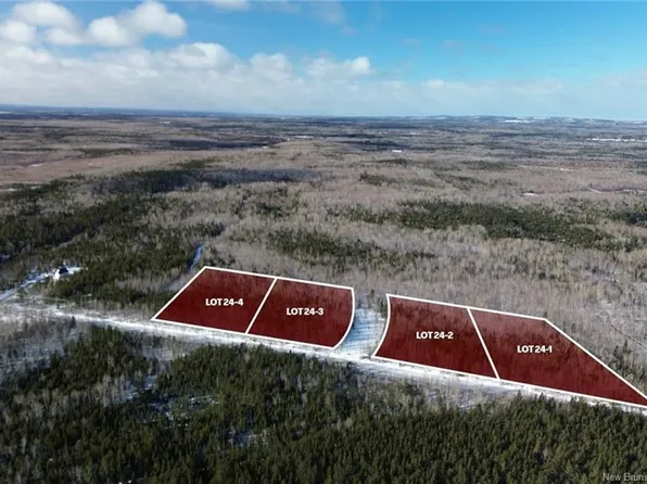 3 Lemenager Rd #24, Shediac, NB E4R 1M6