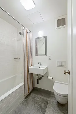 Sold by Real Direct | media 22