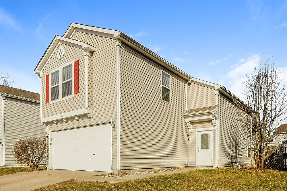 3 bed, 2.5 bath, 1304 sqft, $1,945 — Photo 4