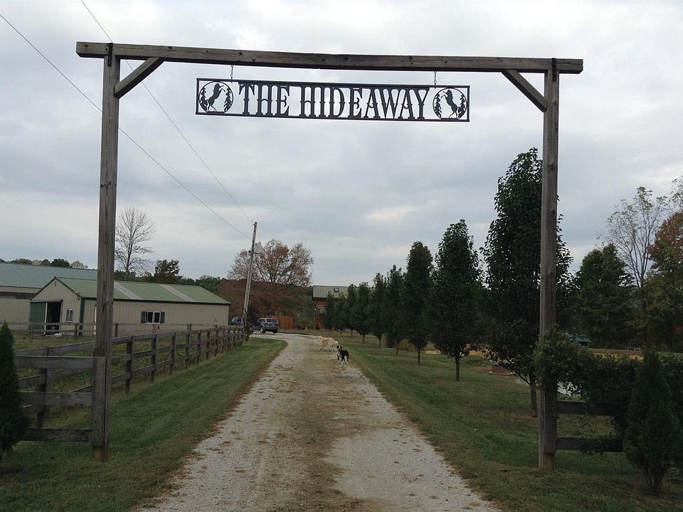 1st image of 731 N County Road 575 E
