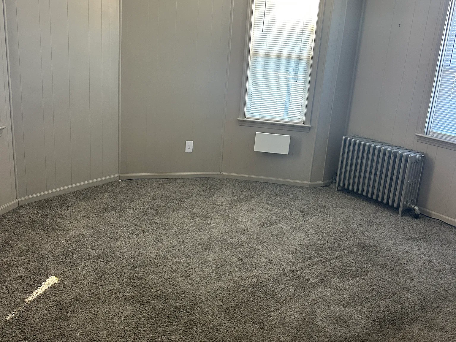 1 bed, $1,050 — Photo 3