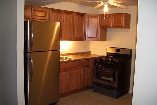 1st image of 9979 Linda Ln