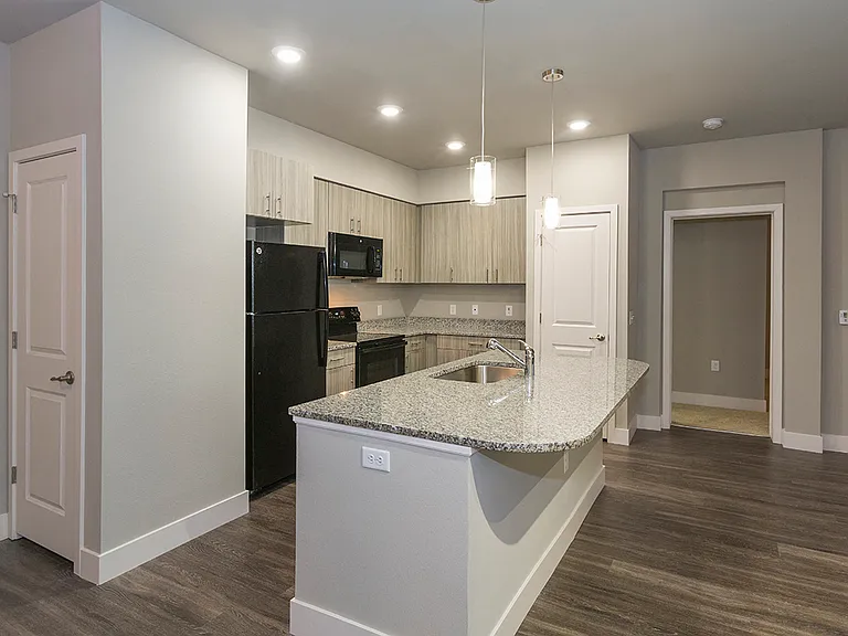 The Overlook at Interquest Apartments — Photo 57