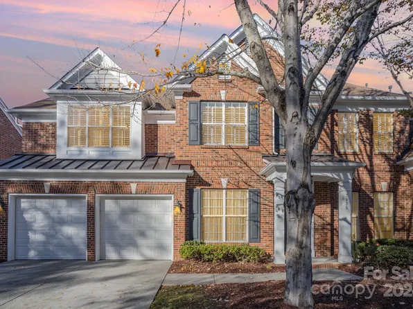 7935 Oratorio Pl, Charlotte, NC 28270