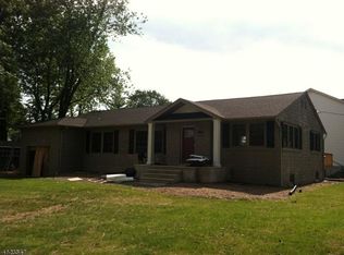 129 Ludlow Rd, Parsippany, NJ 07054