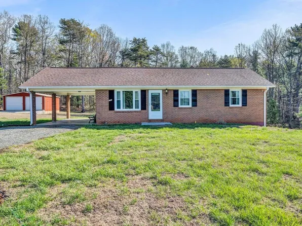 755 Goldmine Rd, Glade Hill, VA 24092