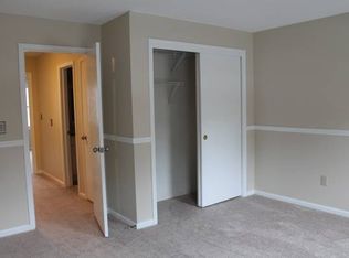 412 Fox Hollow Way, Manchester, NH 03104