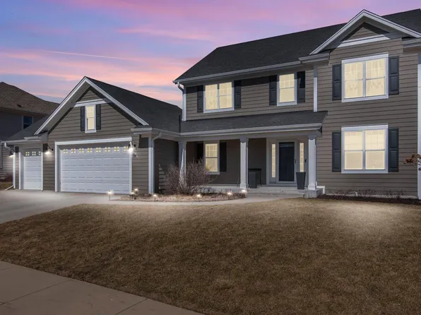 N47W7790 Parkland ROAD, Cedarburg, WI 53012