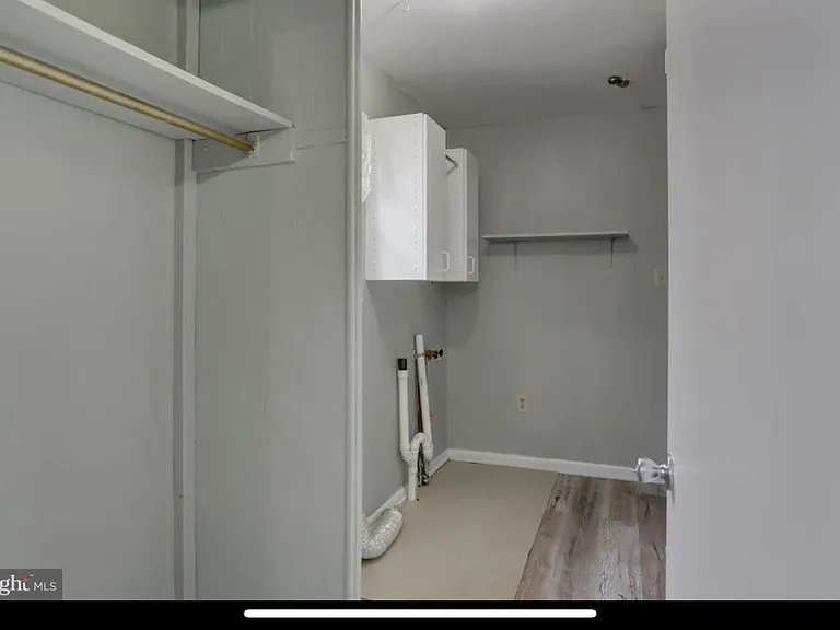 3385 Westview Cir — Photo 8