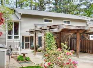 2078 Clairmeade Valley Rd, Atlanta, GA 30329