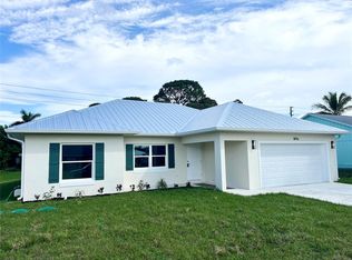 1896 18th Ave SW, Vero Beach, FL 32962