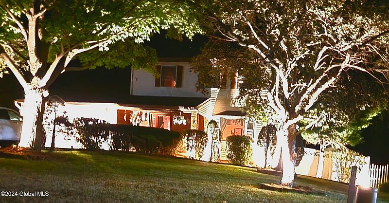 5th image of 9 Rosemary Drive