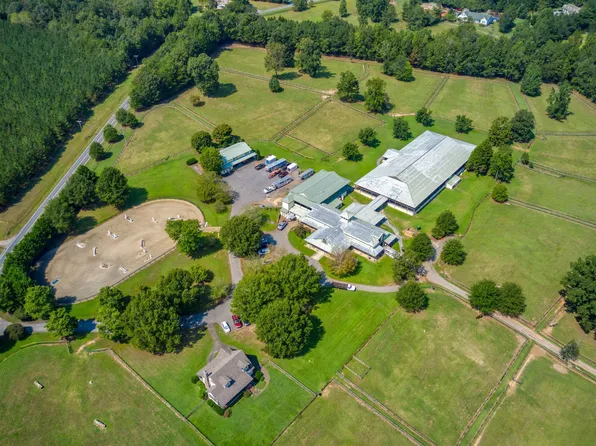 4290 Collinsville Rd, Columbus, NC 28722