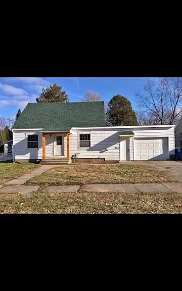 69 Brent St — Photo 1