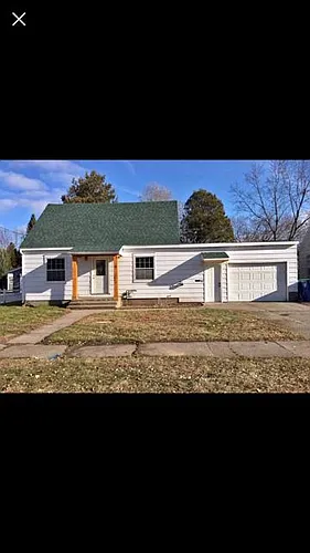 69 Brent St Photo 1