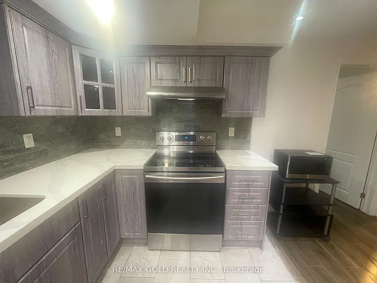 20 Kincaid Ln #BASEMENT — Photo 25