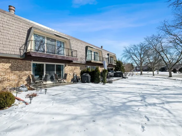 34 Cour D Alene, Palos Hills, IL 60465