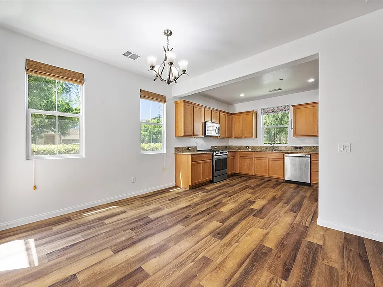 1922 Delacorte Dr #1922 — Photo 19