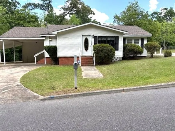 709 10th St, Opp, AL 36467