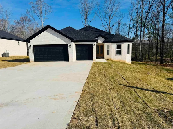 517 Forest Oak Cv, Jacksonville, AR 72076