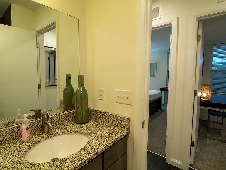 The King Apartments — Photo 89