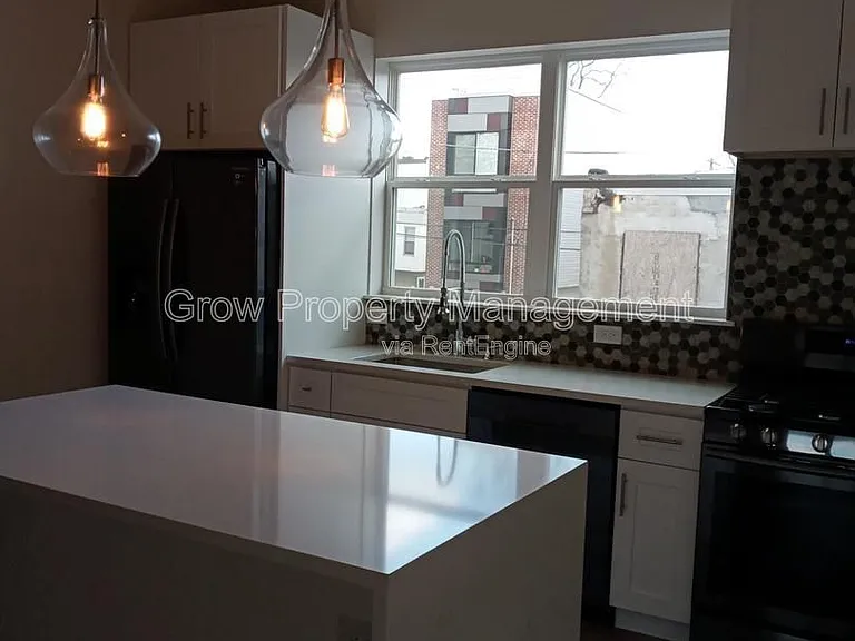 2127 N 9th St #1 — Photo 1