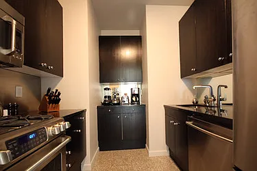 Rented by R&R Realty Partner, Inc.