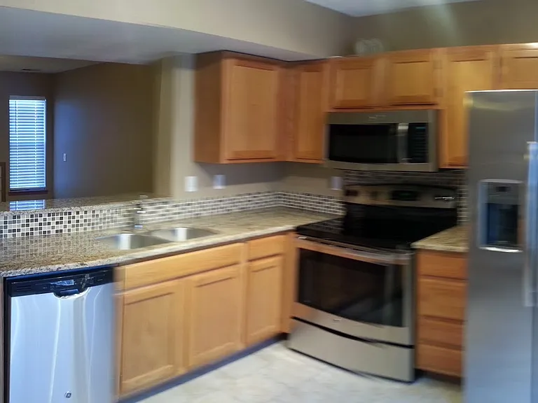 Courtside Townhomes — Photo 20