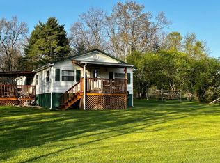 185 1st St, Shady Spring, WV 25918