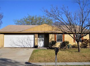 2000 Albert Rd, Carrollton, TX 75007