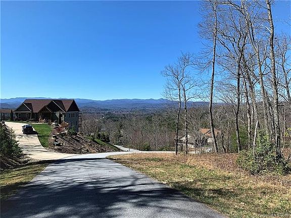 2nd image of 511 Crystal Heights Dr