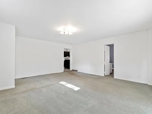 1808 Sunset Dr, Raleigh, NC 27608