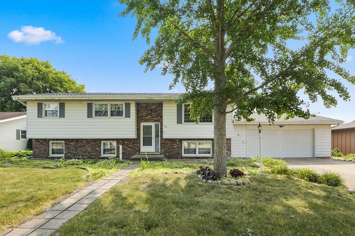 708 E Dodson Dr, Urbana, IL 61802 | Zillow