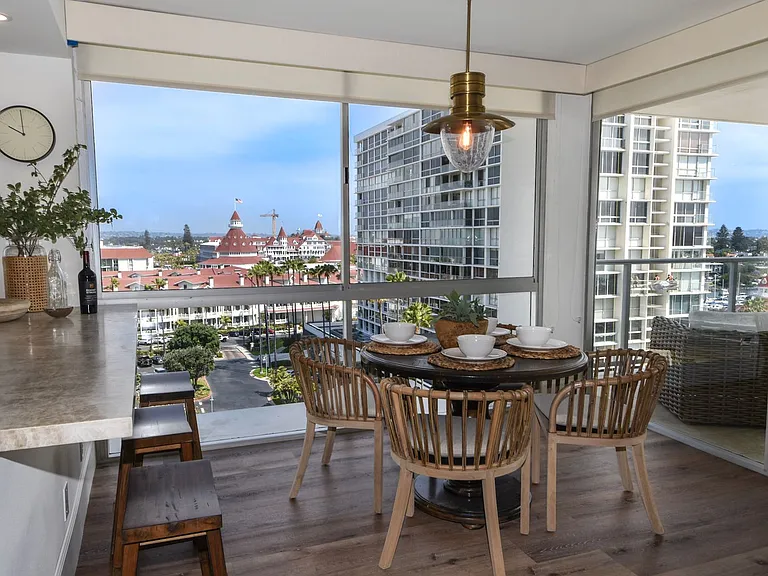 1730 Avenida Del Mundo #804 — Photo 4