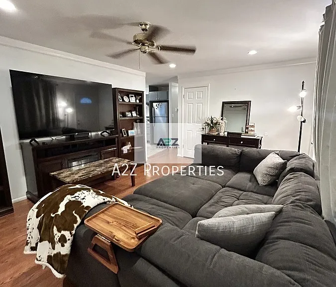 677 N 440th St W — Photo 2