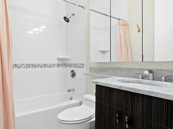 393 West 49th Street image 5 of 17