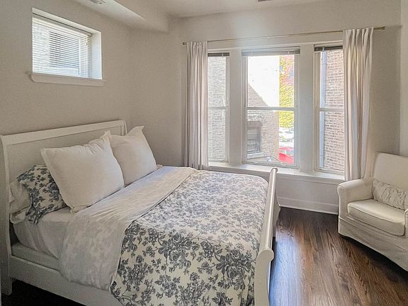4th image of 2950 N Lincoln Ave #103