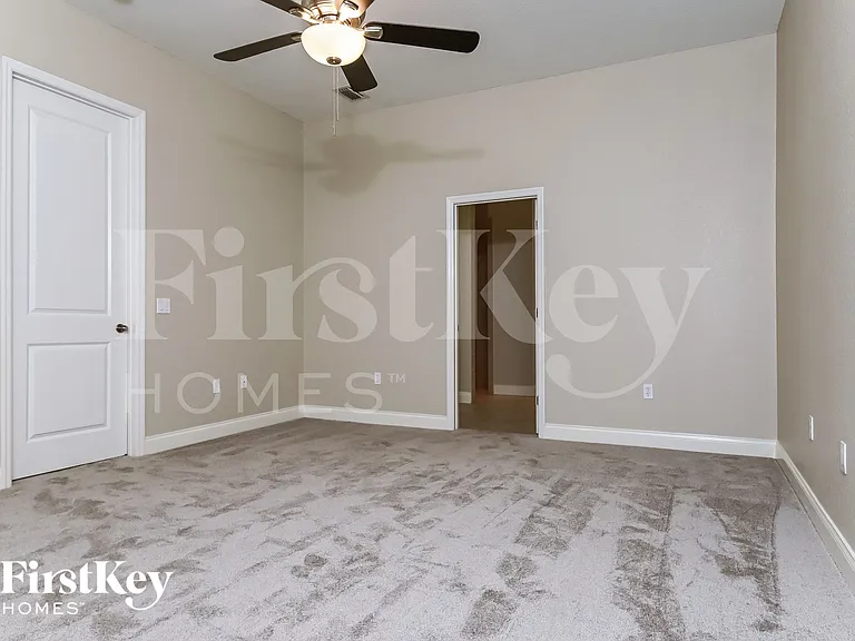 2528 Iris Ann Dr — Photo 8