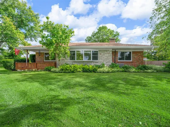 4983 W Four Ridge Rd, House Springs, MO 63051