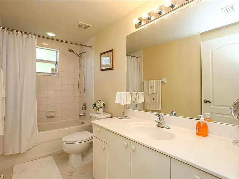 7819 Regal Heron Cir #201 — Photo 17