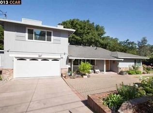 67 Scenic Dr, Orinda, CA