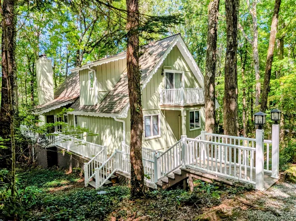 26 Buttermilk Cir, Dillard, GA 30537